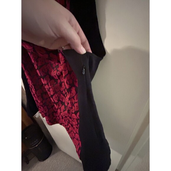 Lane Bryant Top Black With Red Lace Size 26 Plus Size Top Sleeveless - Picture 4 of 5